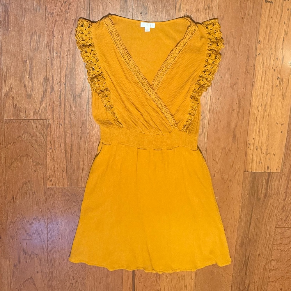 Yellow Gold Ruffle Dress Size Small - Picture 2 of 7